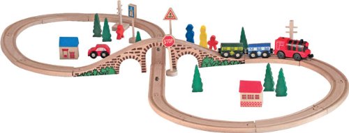 Hape Woody Figure Of Eight Railway Set Of A Battery Powered Engine