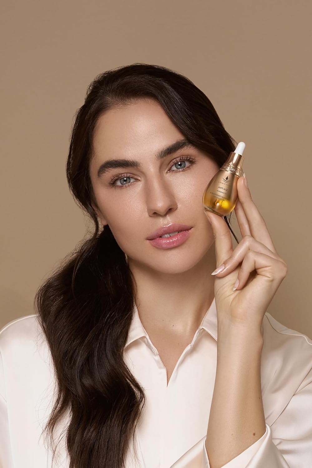 Tautropfen Top drop Natural Cosmetics Firming Anti-Age Eye Oil (15 ml) for Mature Skin, with Coenzyme Q10, Revinage and Spilanthes, vegan
