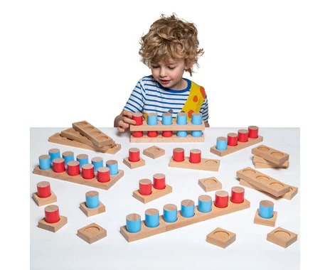 Wooden counting stones, 67 pieces
